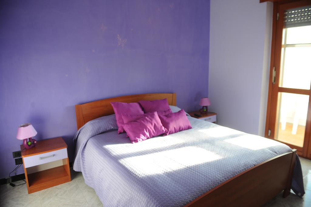 B&B Viale Delle Colline Salerno Rum bild